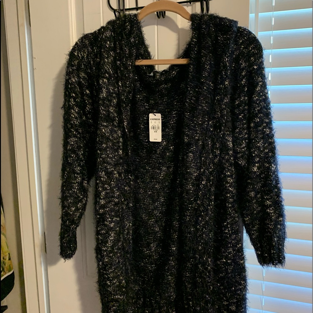 Hooded duster